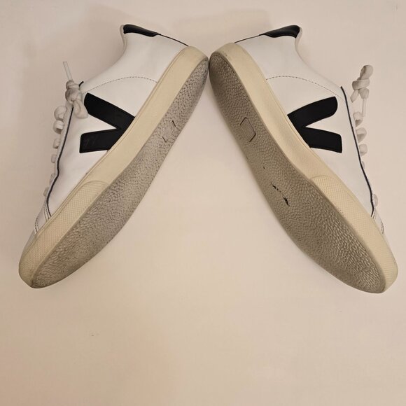 Veja White and Black logo Women Size 8 - Picture 3 of 4